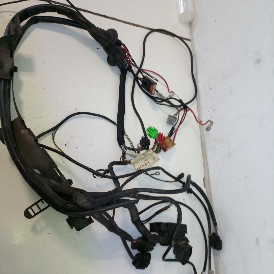 Instalação Electrica De Ótica AUDI A4 (8E2, B6) | 00 - 05 Imagem-4
