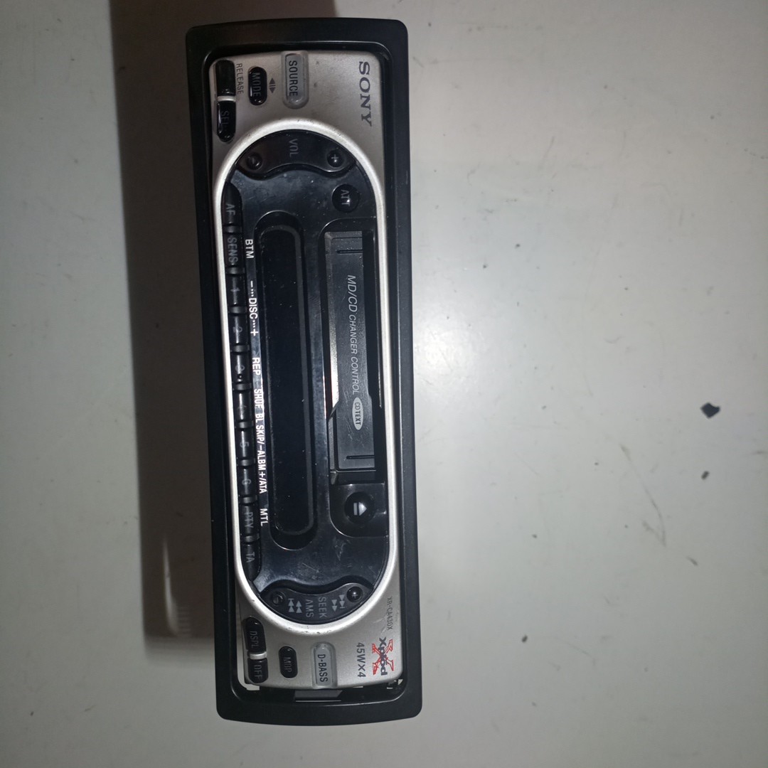 Auto-Rádio VOLKSWAGEN PASSAT (3B2) | 96 - 01 Imagem-1