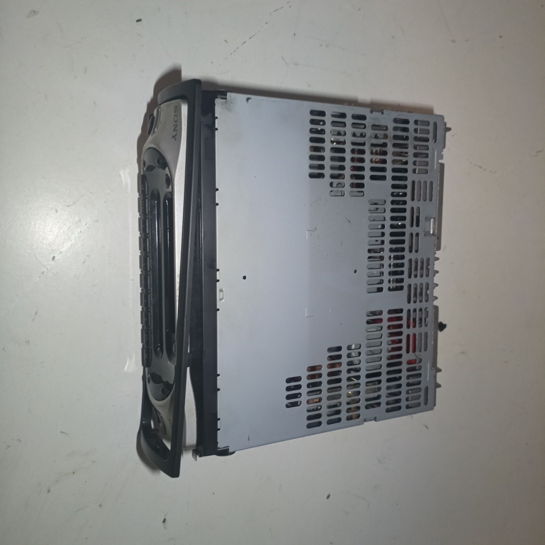 Auto-Rádio VOLKSWAGEN PASSAT (3B2) | 96 - 01 Imagem-2