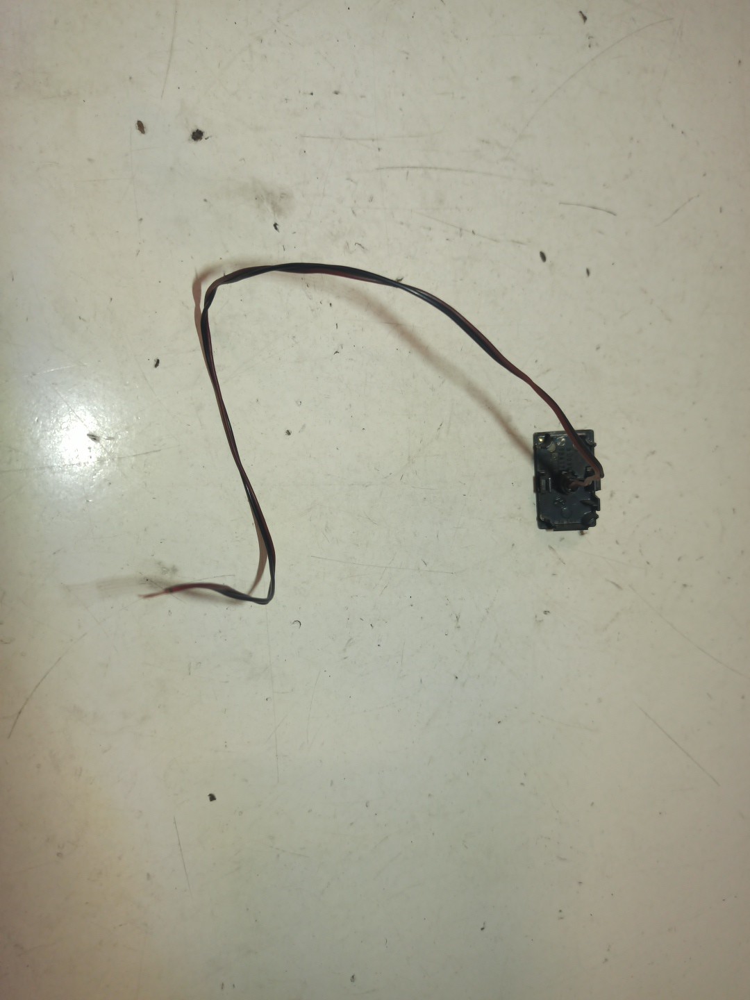 Comutador de Alarme VOLKSWAGEN PASSAT (3B2) | 96 - 01 Imagem-2