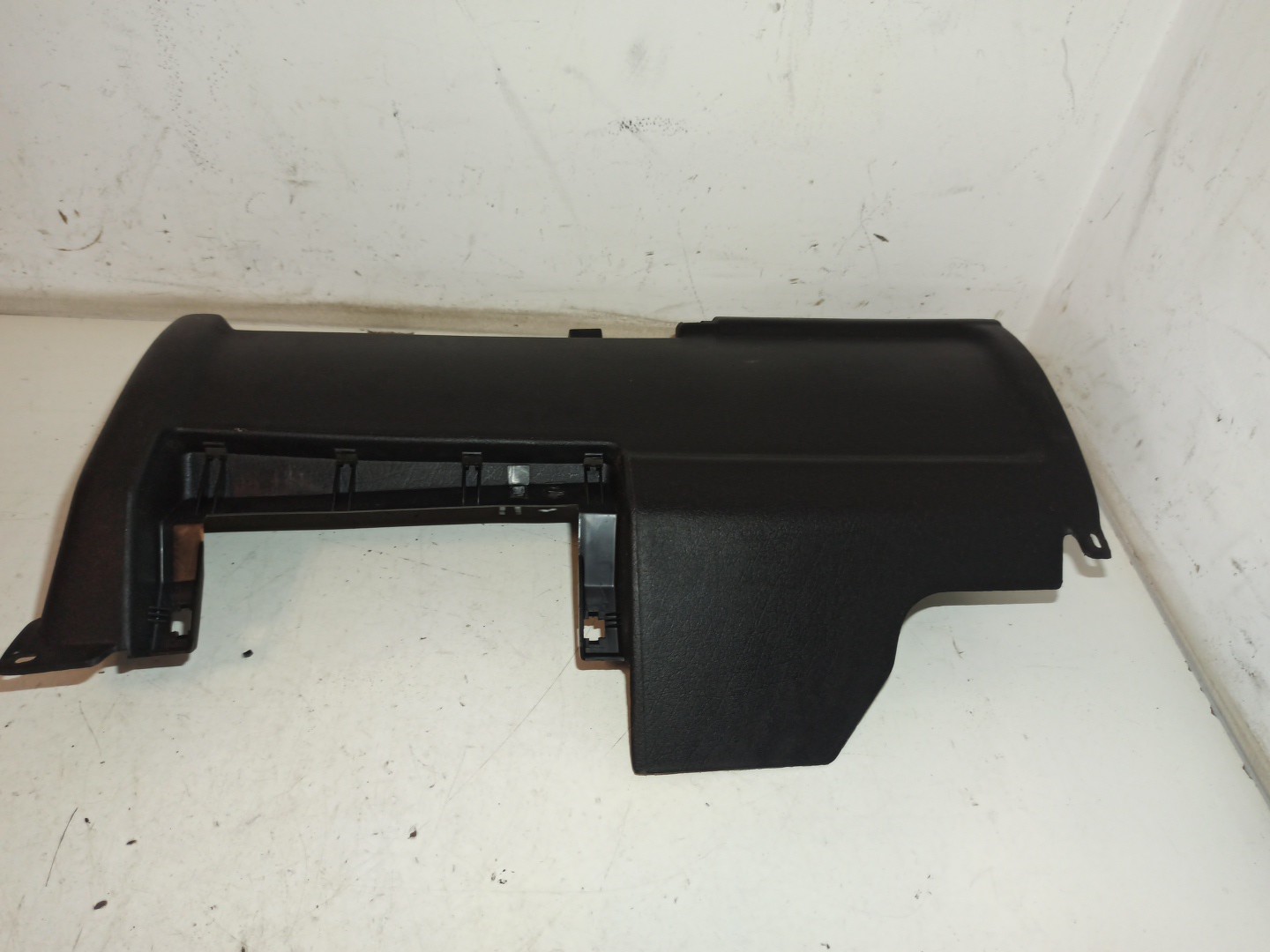 Painel inferior de volante VOLKSWAGEN GOLF III Van (1H1) | 91 - 97 Imagem-3