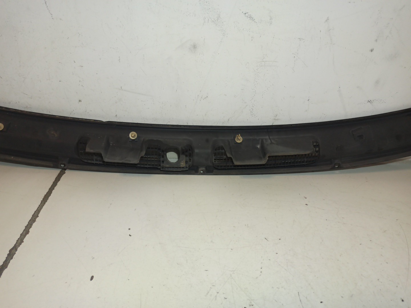 Grelha de torpedo VOLVO V40 Combi (645) | 95 - 04 Imagem-3