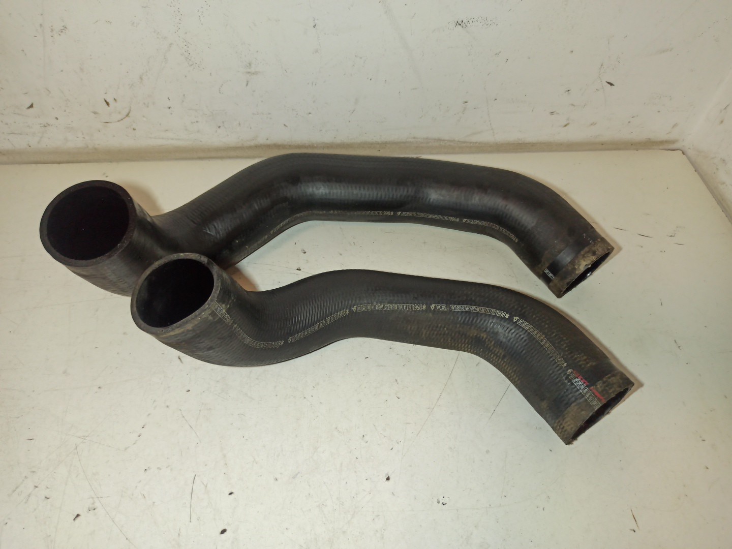 Tubagem do Intercooler VOLVO V40 Combi (645) | 95 - 04