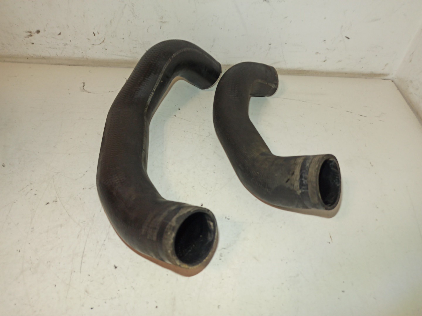 Tubagem do Intercooler VOLVO V40 Combi (645) | 95 - 04 Imagem-3