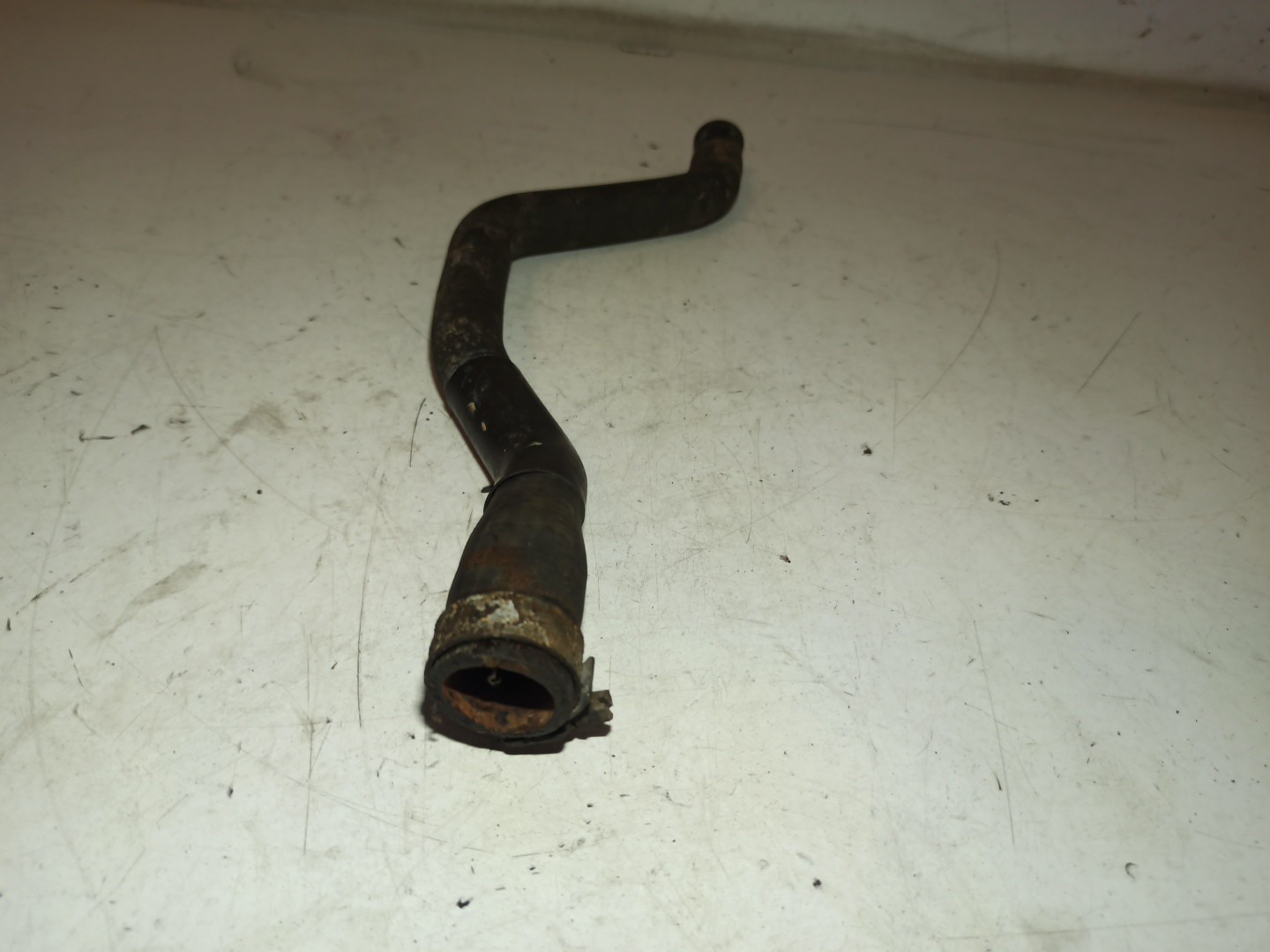 Tubo de Água VOLVO V40 Combi (645) | 95 - 04 Imagem-1