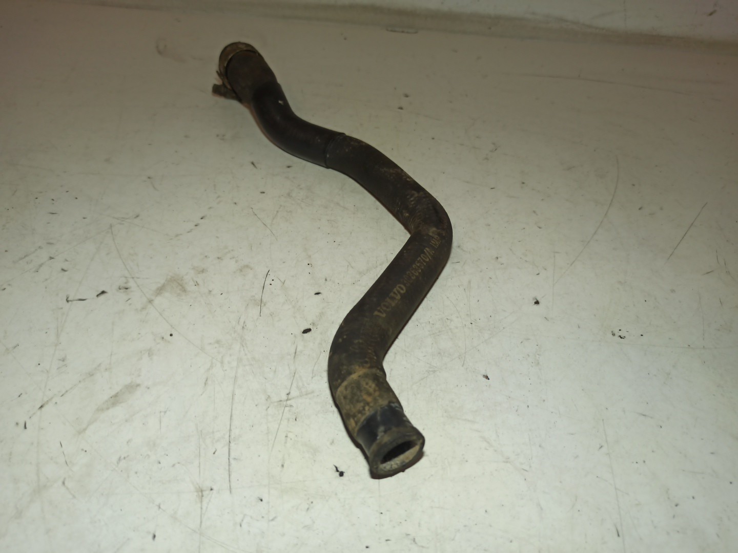 Tubo de Água VOLVO V40 Combi (645) | 95 - 04 Imagem-2