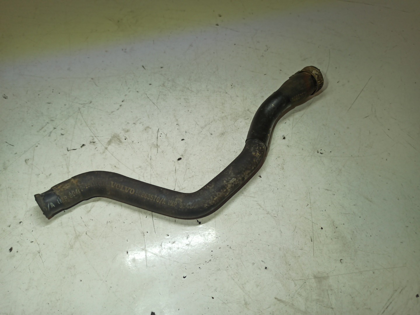 Tubo de Água VOLVO V40 Combi (645) | 95 - 04 Imagem-4