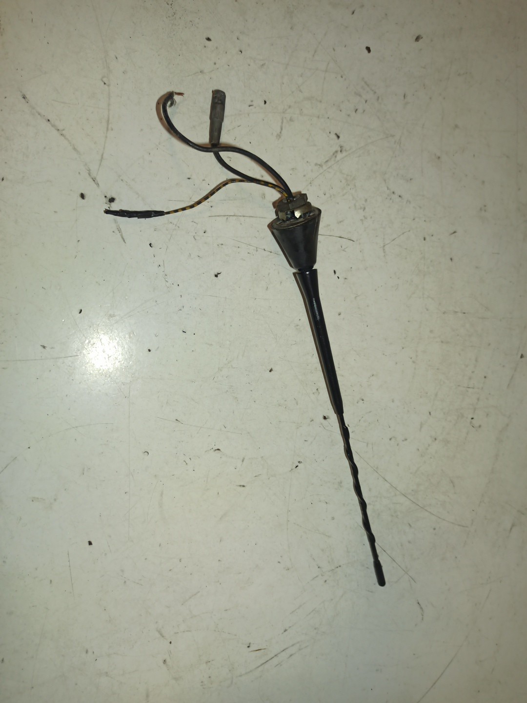 Antena VOLVO V40 Combi (645) | 95 - 04