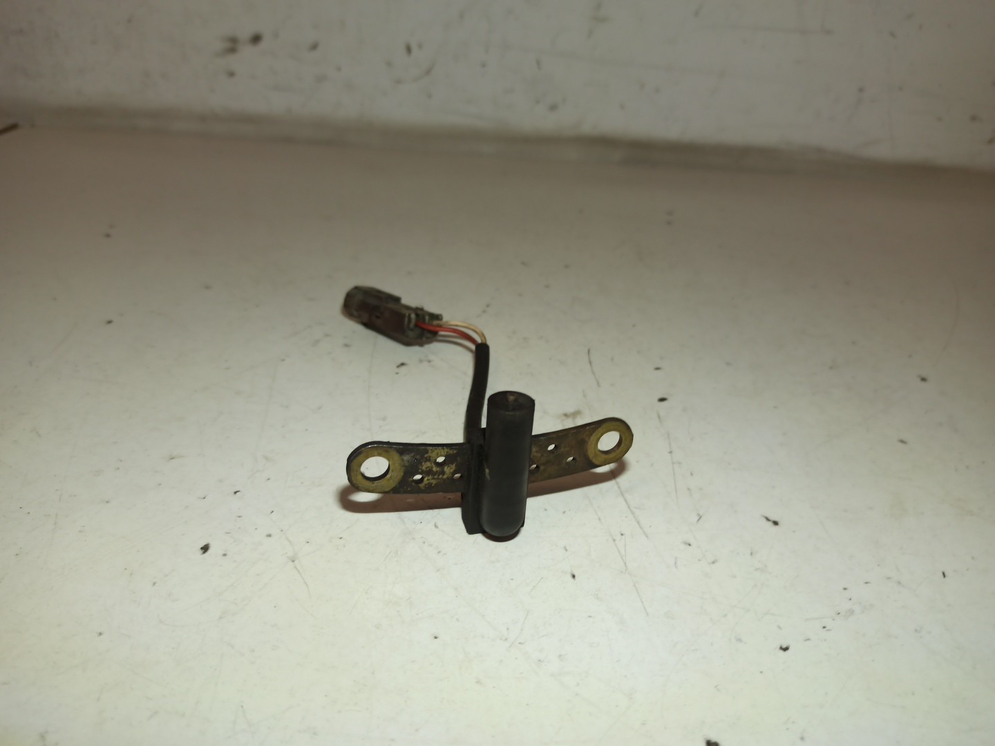 Sensor Posição da Cambota VOLVO V40 Combi (645) | 95 - 04 Imagem-1