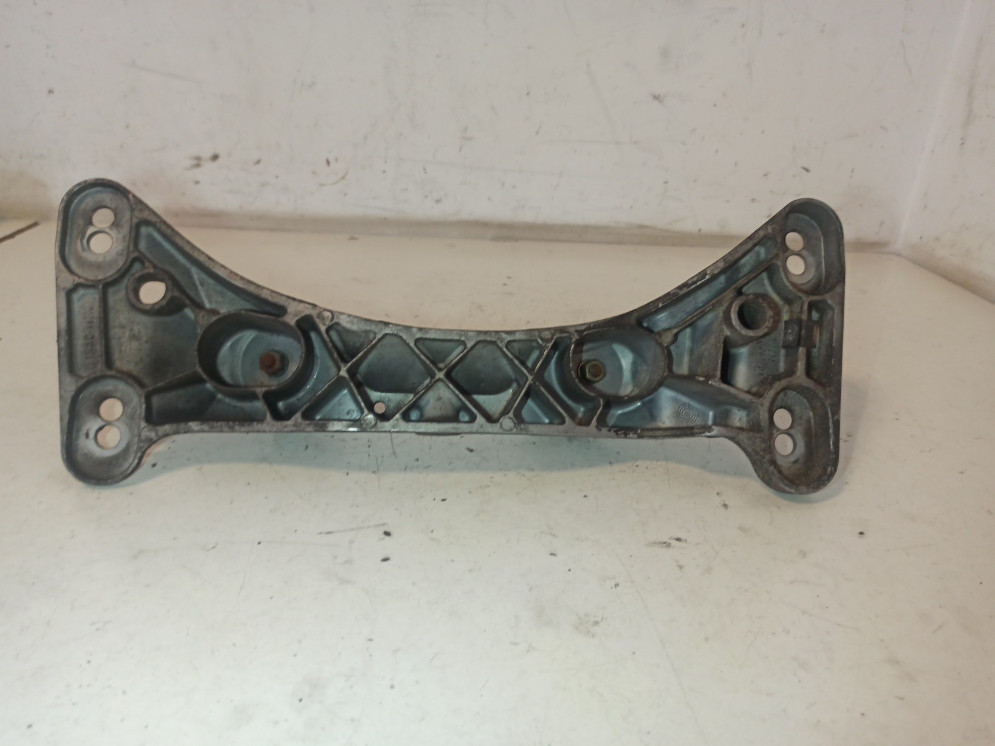 Suporte de apoio de caixa BMW 3 Compact (E46) | 01 - 05 Imagem-2
