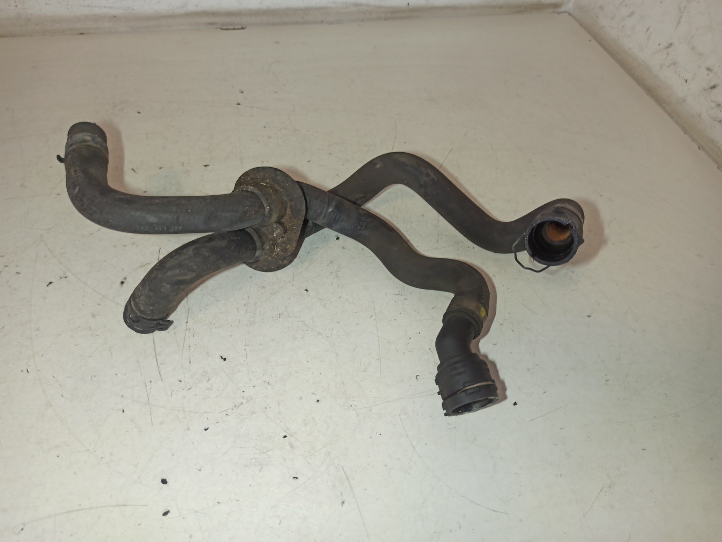 Tubo de Água AUDI A4 (8E2, B6) | 00 - 05 Imagem-1