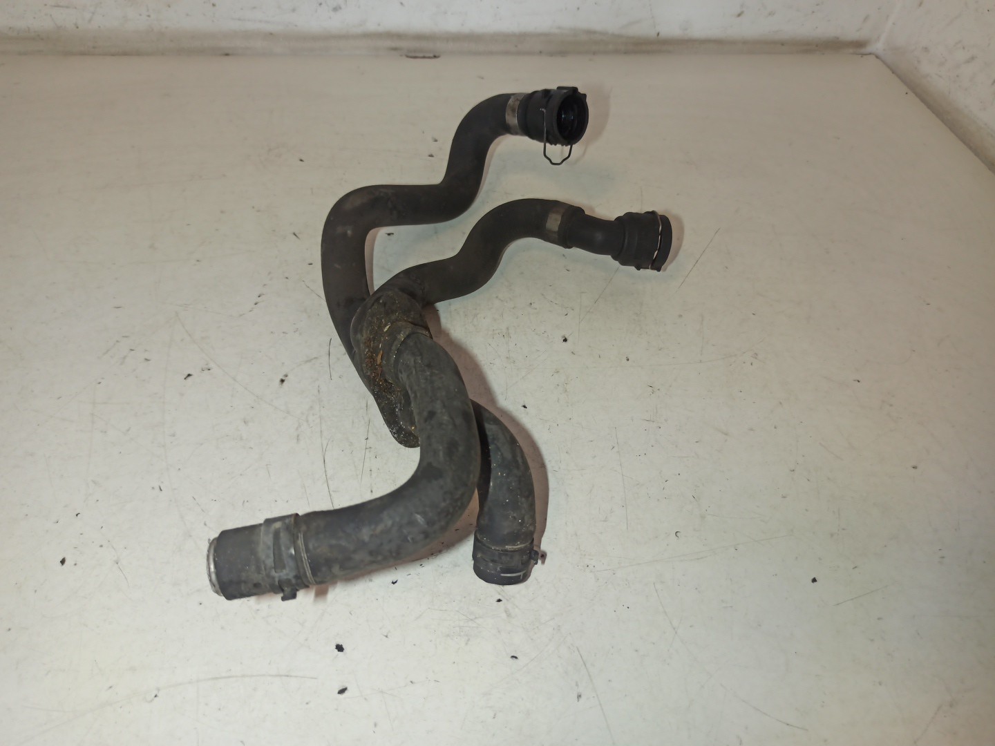 Tubo de Água AUDI A4 (8E2, B6) | 00 - 05 Imagem-2