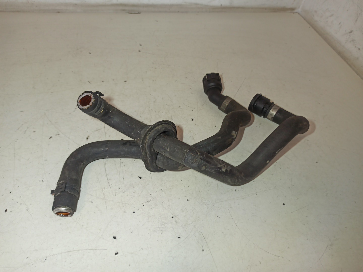 Tubo de Água AUDI A4 (8E2, B6) | 00 - 05 Imagem-3