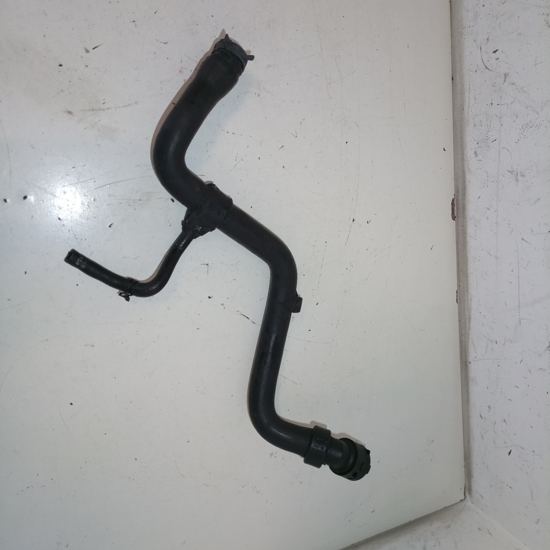 Tubo de Água VOLKSWAGEN PASSAT (3B2) | 96 - 01 Imagem-4