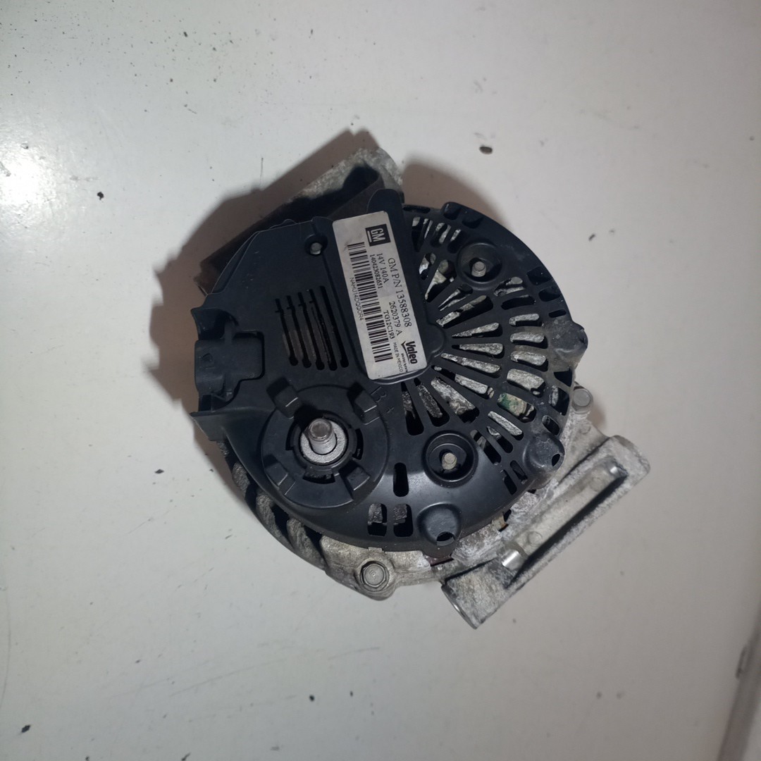 Alternador OPEL ASTRA J Sports Tourer (P10) | 10 - 15 Imagem-1