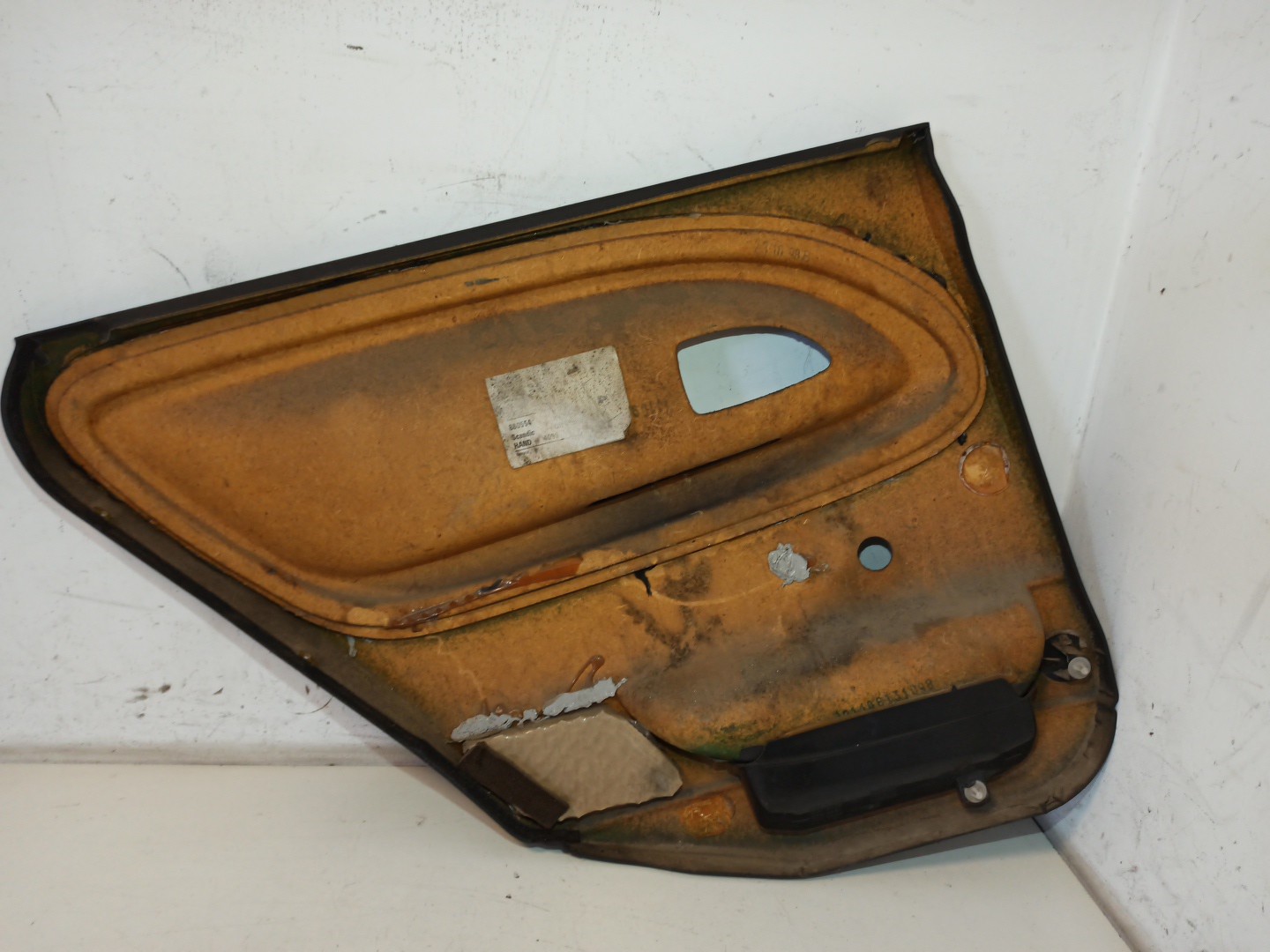 Quartela de porta trás direita VOLVO V40 Combi (645) | 95 - 04 Imagem-2