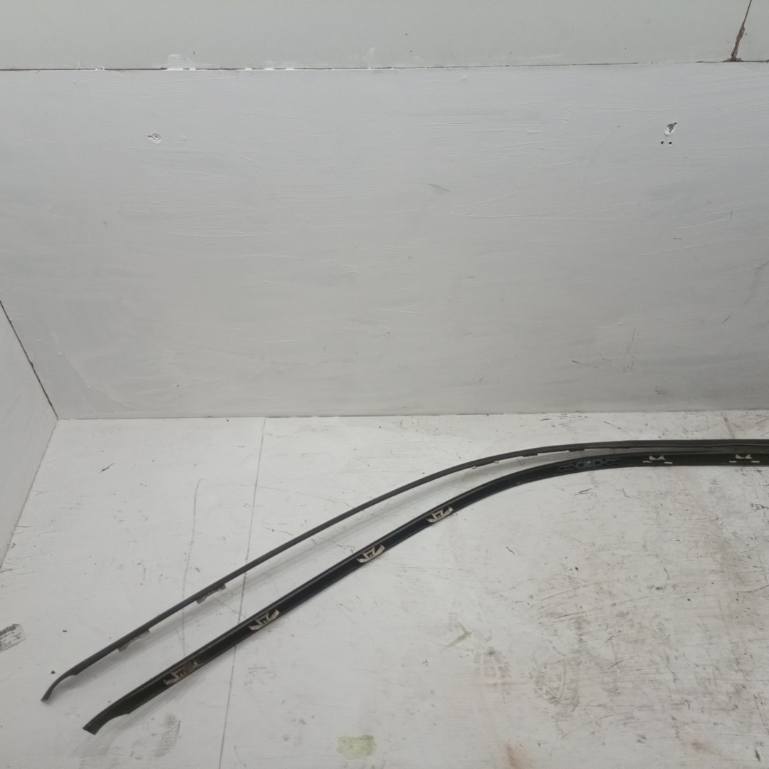 Friso do Tejadilho VOLVO V40 Combi (645) | 95 - 04