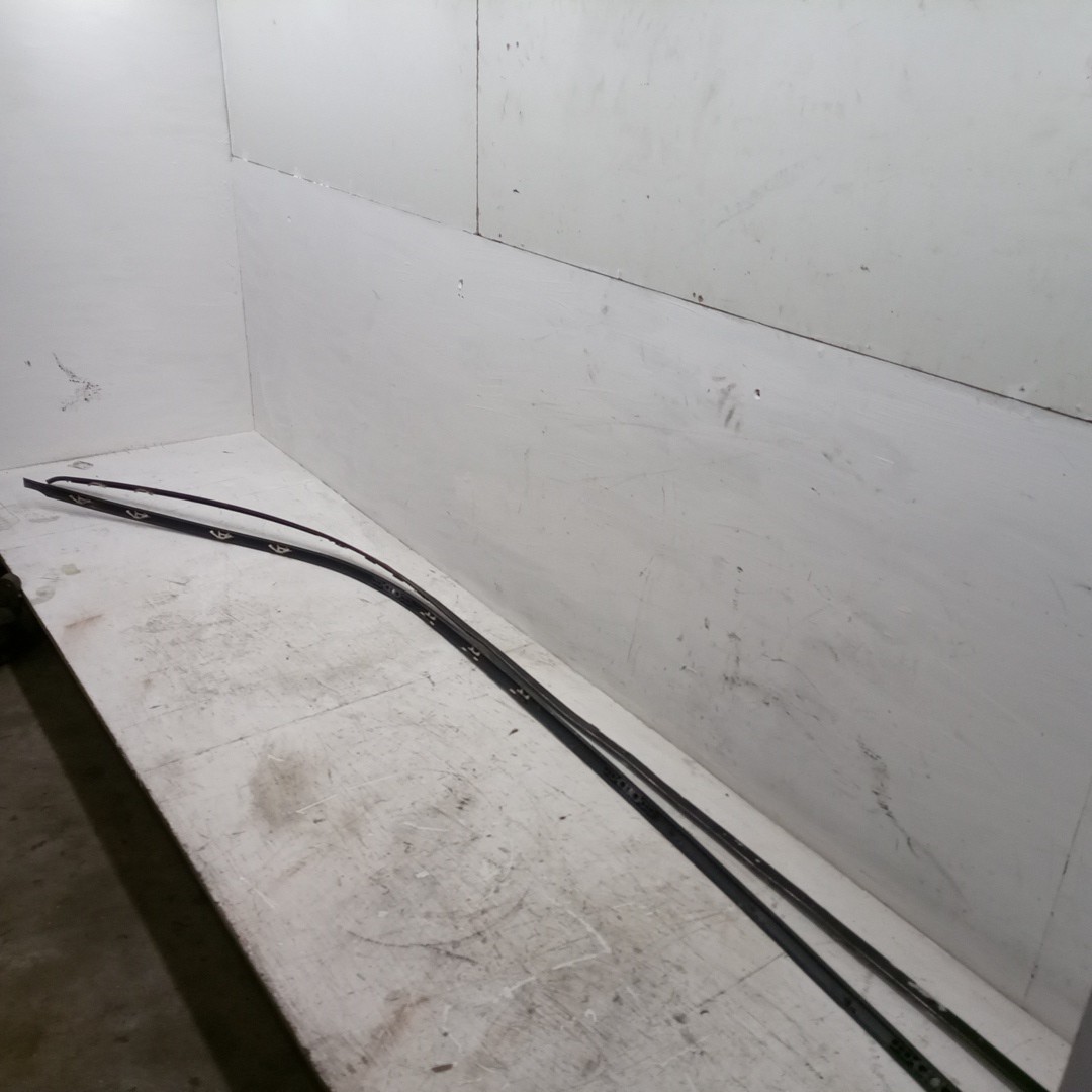 Friso do Tejadilho VOLVO V40 Combi (645) | 95 - 04 Imagem-2