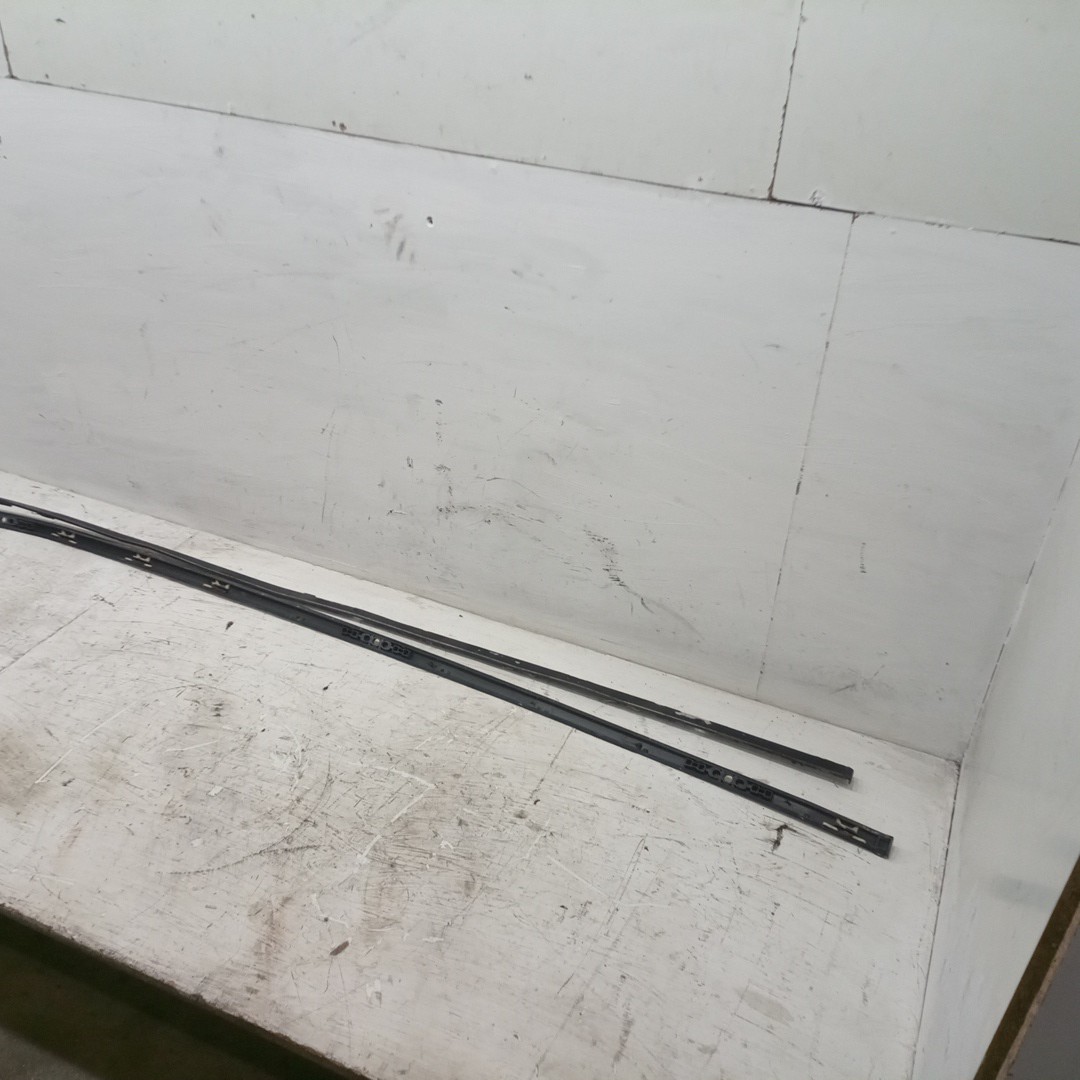 Friso do Tejadilho VOLVO V40 Combi (645) | 95 - 04 Imagem-3