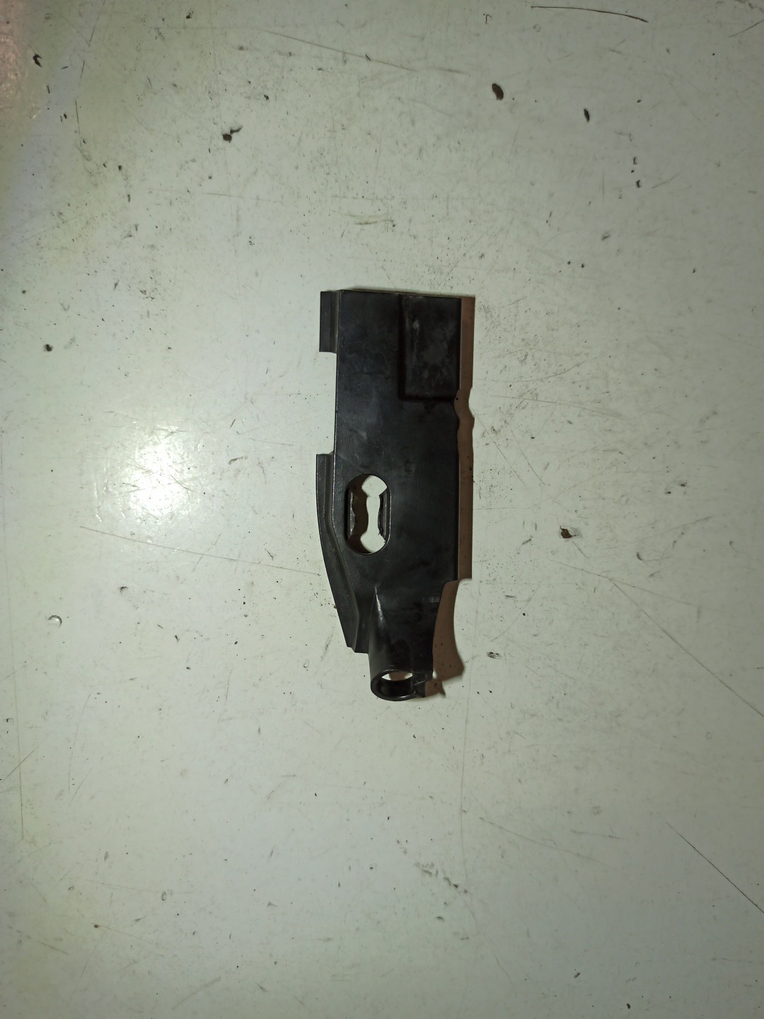 Suporte de mangueira de esguicho AUDI A4 Avant (8E5, B6) | 00 - 05 Imagem-4