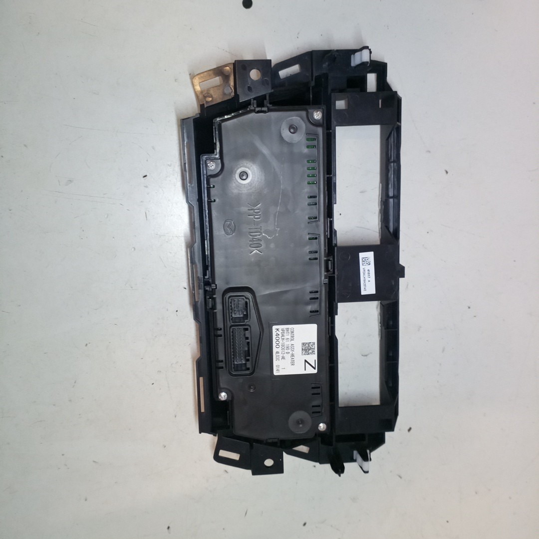 Módulo climatronic MAZDA 3 (BM, BN) | 13 -  Imagem-1