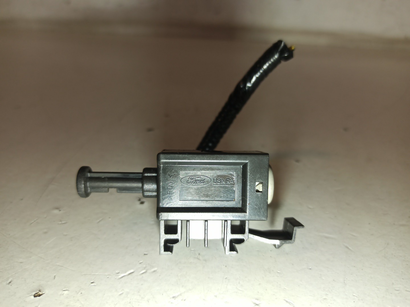 Sensor do pedal de embraiagem MAZDA 3 (BM, BN) | 13 -  Imagem-1