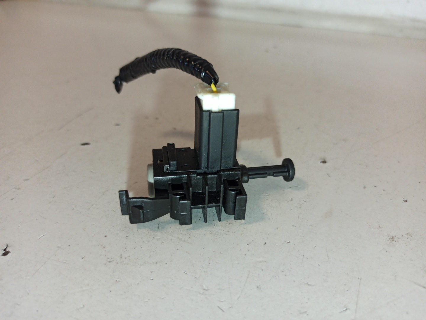 Sensor do pedal de embraiagem MAZDA 3 (BM, BN) | 13 -  Imagem-4