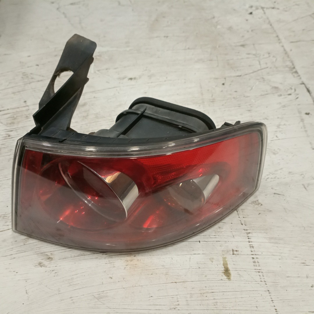Farolim Stop Direito SEAT IBIZA III (6L1) | 02 - 09