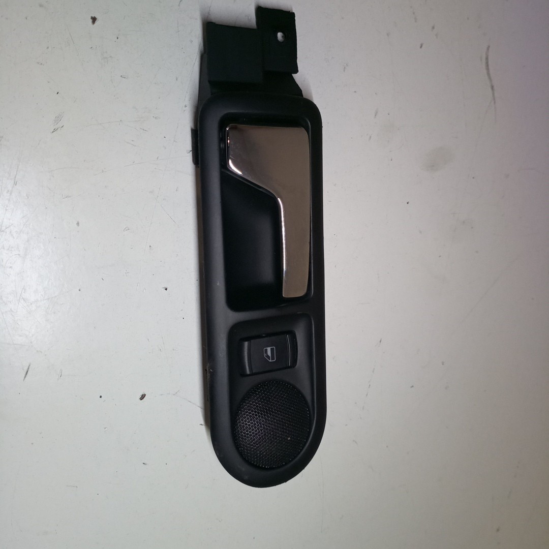 Puxador interior de porta traseira direita VOLKSWAGEN PASSAT (3B2) | 96 - 01 Imagem-4