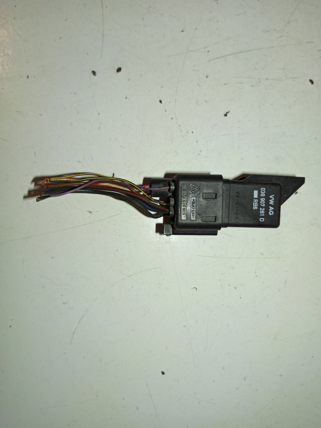 Relé temporizador de velas AUDI A3 Sportback (8PA) | 04 - 15