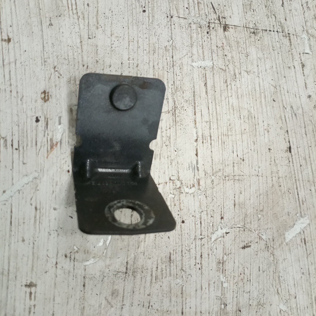 Suporte de montagem guarda lamas RENAULT MEGANE II Grandtour (KM0/1_) | 03 - 12