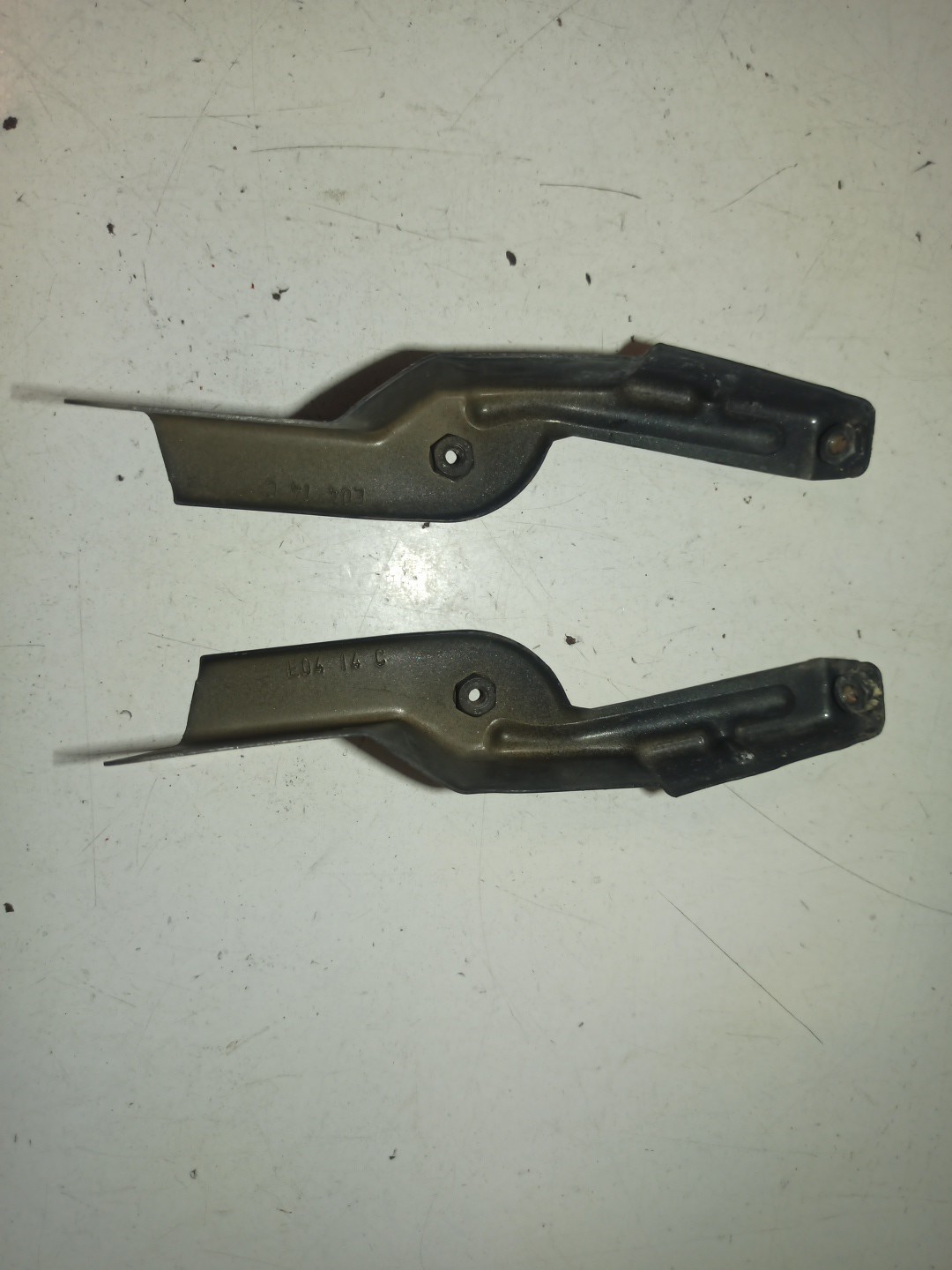 Suporte de montagem guarda lamas PEUGEOT 607 (9D, 9U) | 00 - 