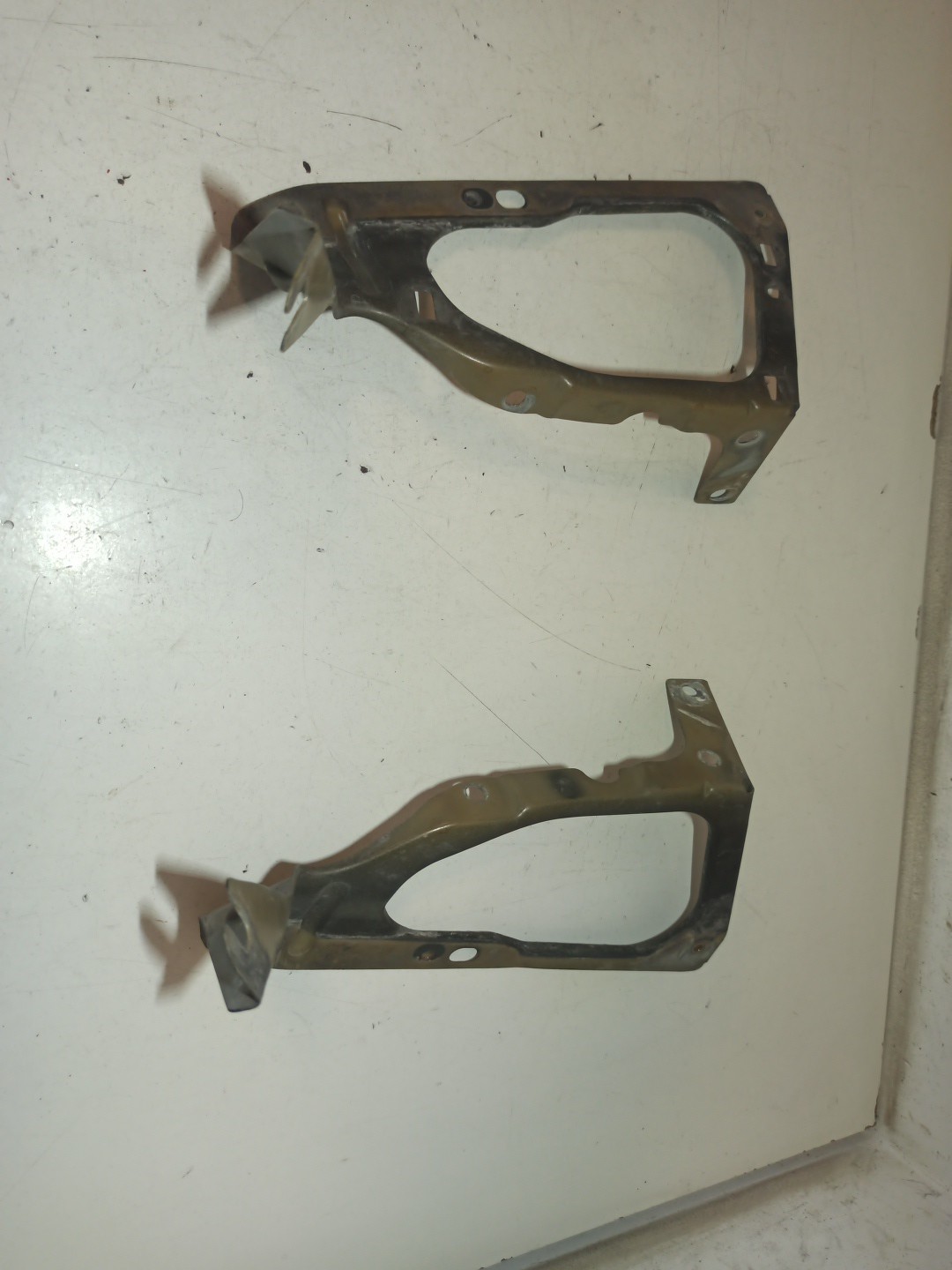 Suporte de montagem guarda lamas PEUGEOT 607 (9D, 9U) | 00 - 