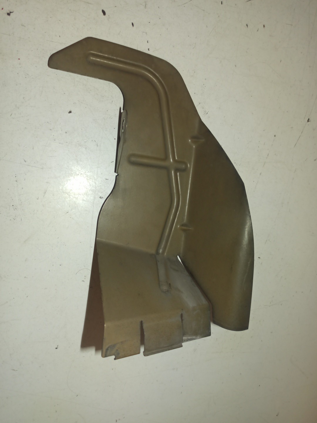 Suporte de montagem guarda lamas PEUGEOT 607 (9D, 9U) | 00 - 