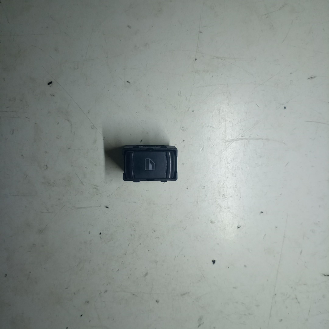 Comutador de vidro frente direito VOLKSWAGEN PASSAT (3B2) | 96 - 01 Imagem-1