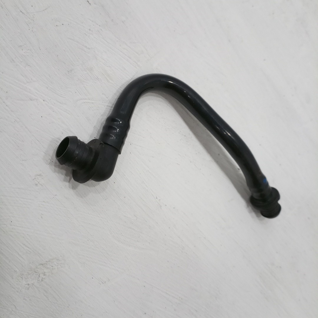 Tubo flexível de vacuo,sistema de travagem VOLKSWAGEN PASSAT (3B2) | 96 - 01 Imagem-2