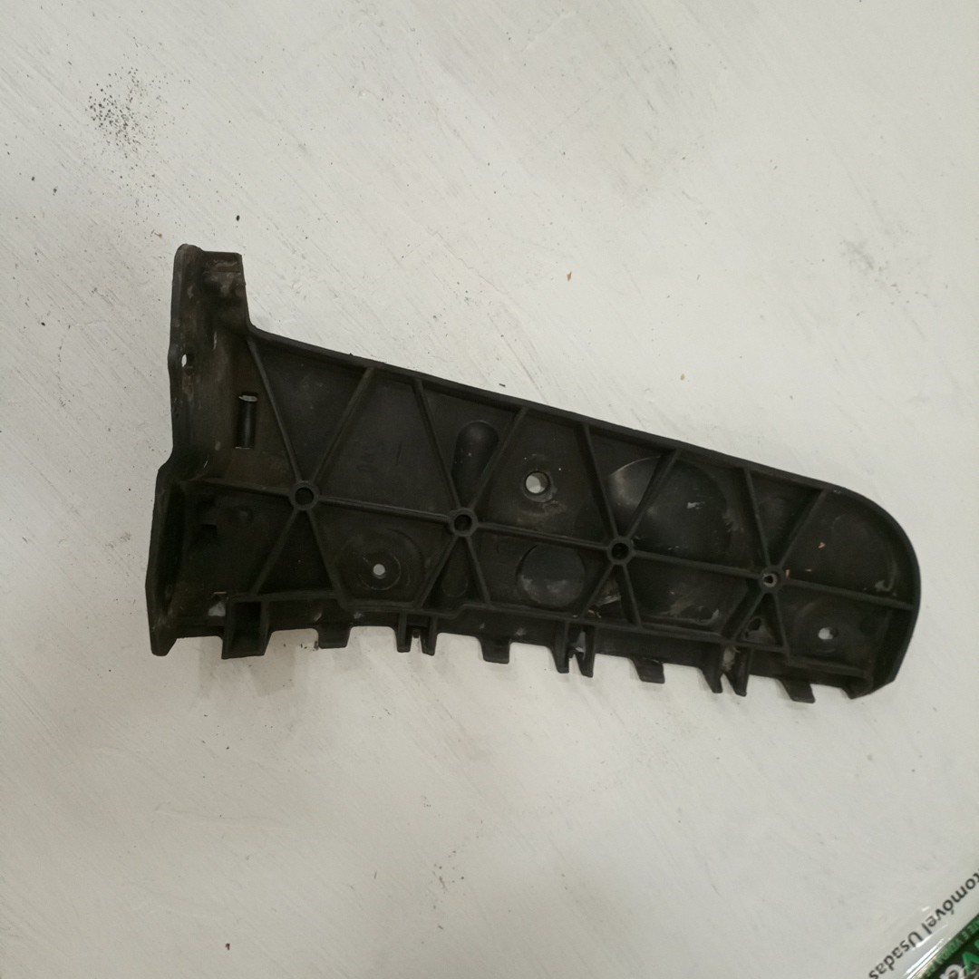 Suporte de montagem de para-choques AUDI A4 (8E2, B6) | 00 - 05 Imagem-1