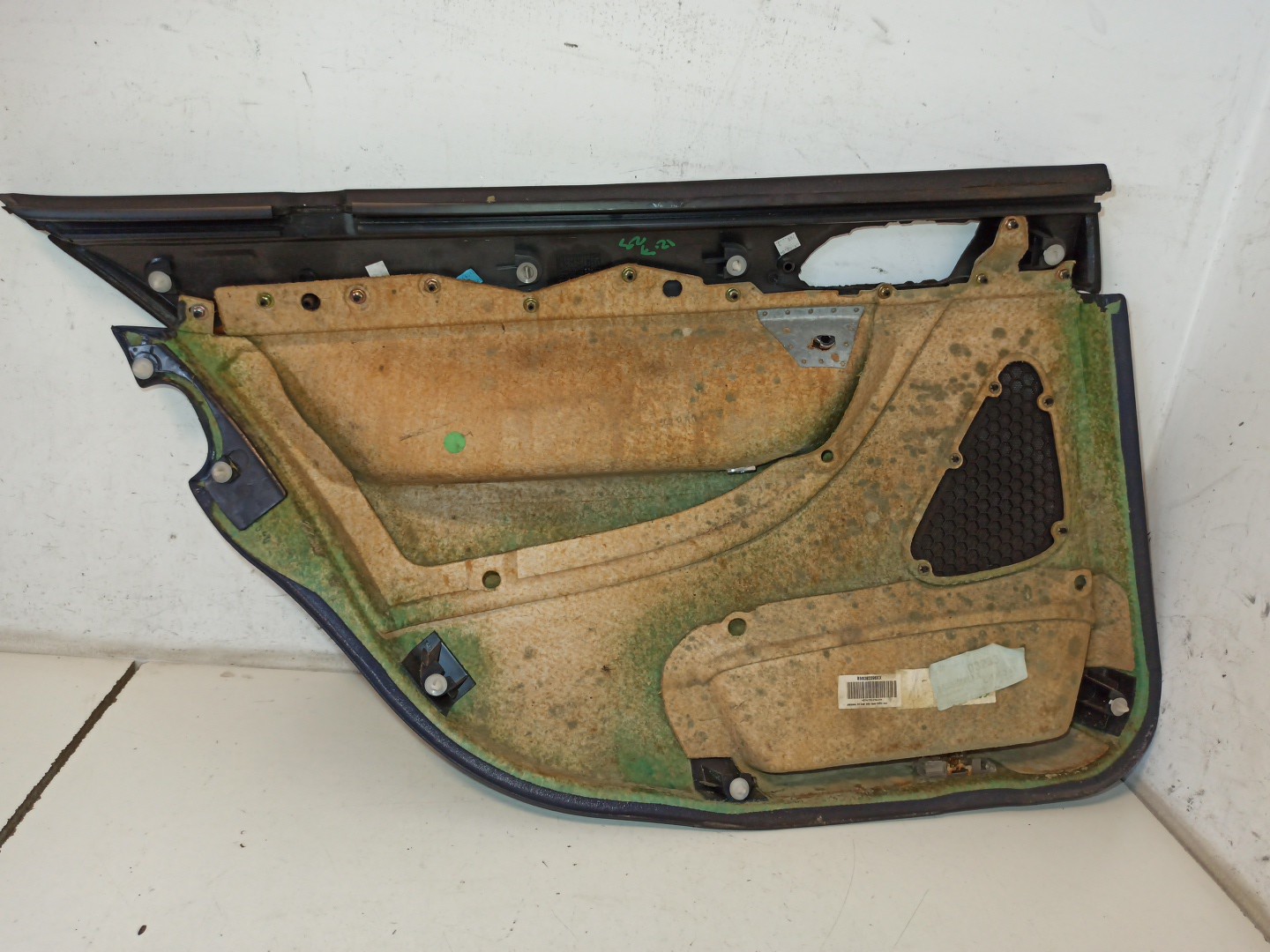 Quartela de porta trás direita PEUGEOT 607 (9D, 9U) | 00 -  Imagem-1