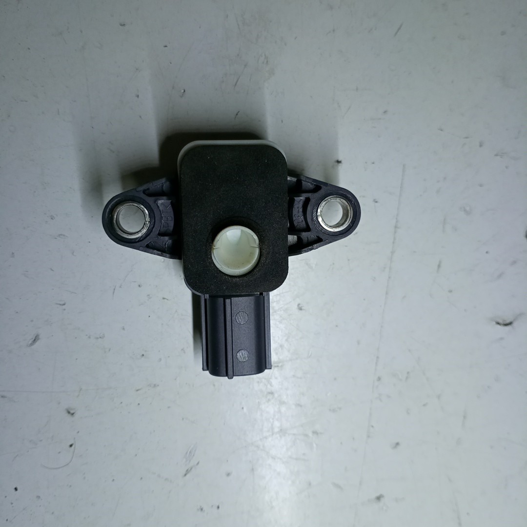 Sensores de airbag de portas frente AUDI A3 Sportback (8PA) | 04 - 15 Imagem-3