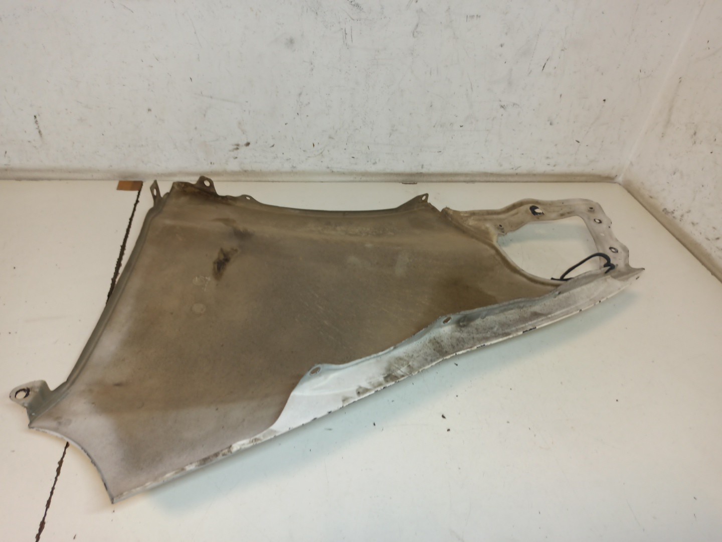 Guarda Lamas Direito TOYOTA HIACE IV Caixa (__H1_, __H2_) | 95 - 12 Imagem-1