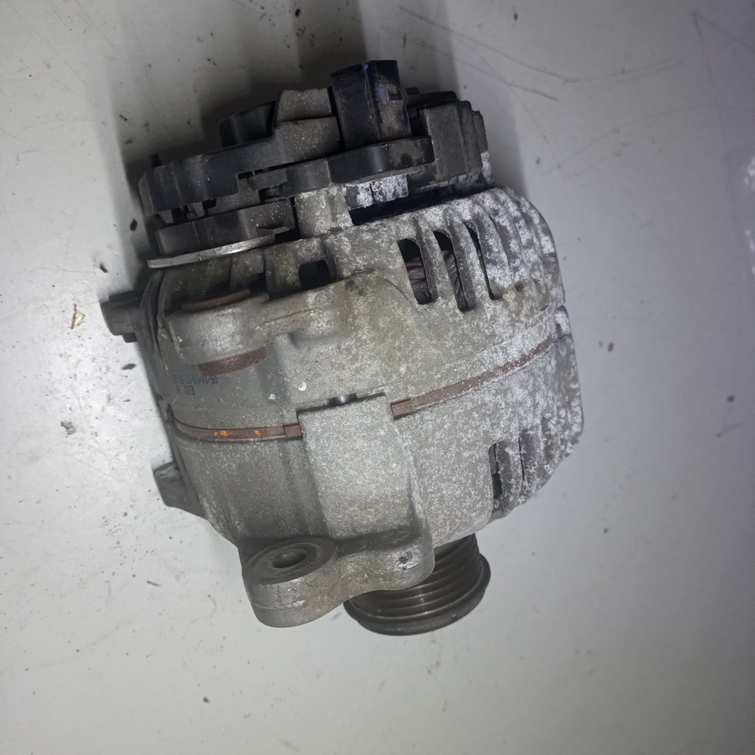 Alternador SEAT LEON (1P1) | 05 - 13 Imagem-1