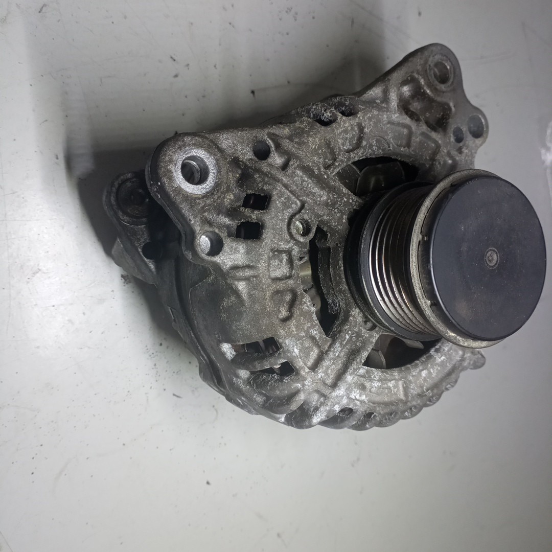 Alternador SEAT LEON (1P1) | 05 - 13 Imagem-3