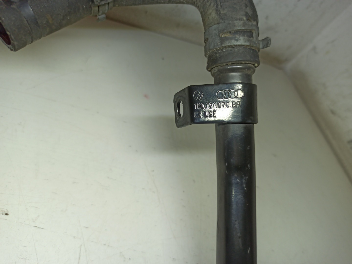 Tubo de Água AUDI A3 Sportback (8PA) | 04 - 15 Imagem-1