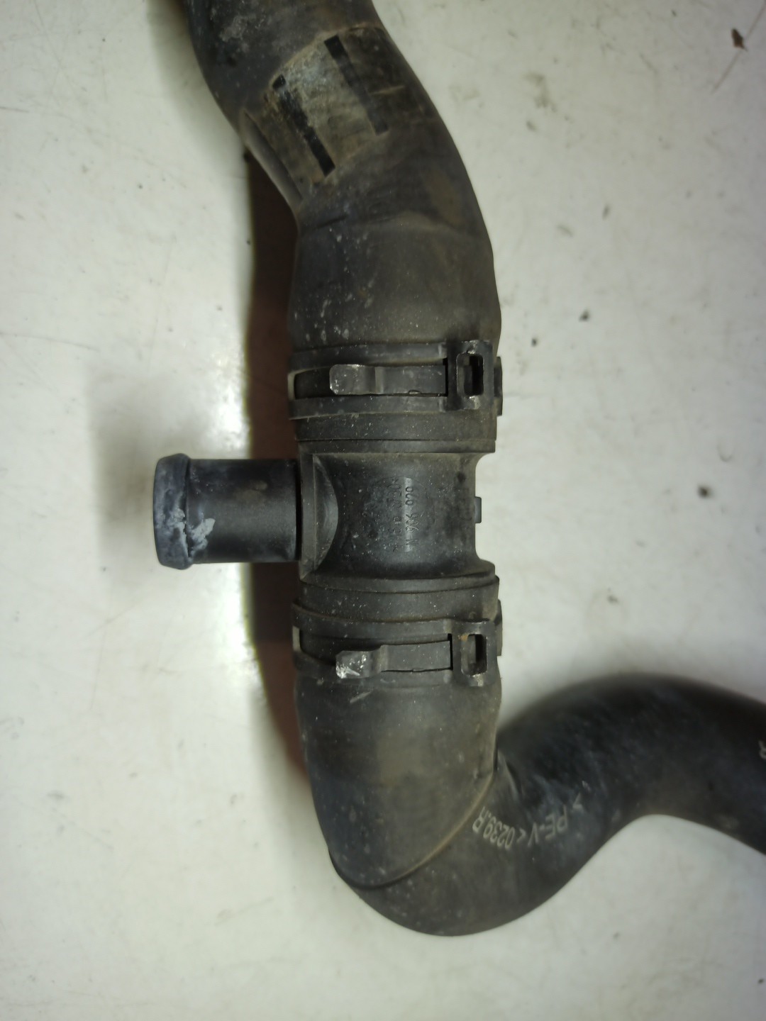 Tubo de Água AUDI A3 Sportback (8PA) | 04 - 15 Imagem-1