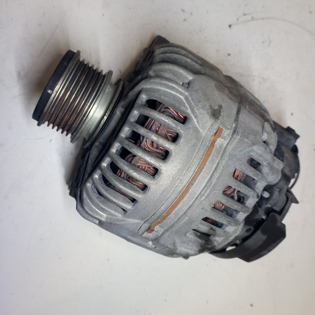 Alternador AUDI A3 Sportback (8PA) | 04 - 15 Imagem-2