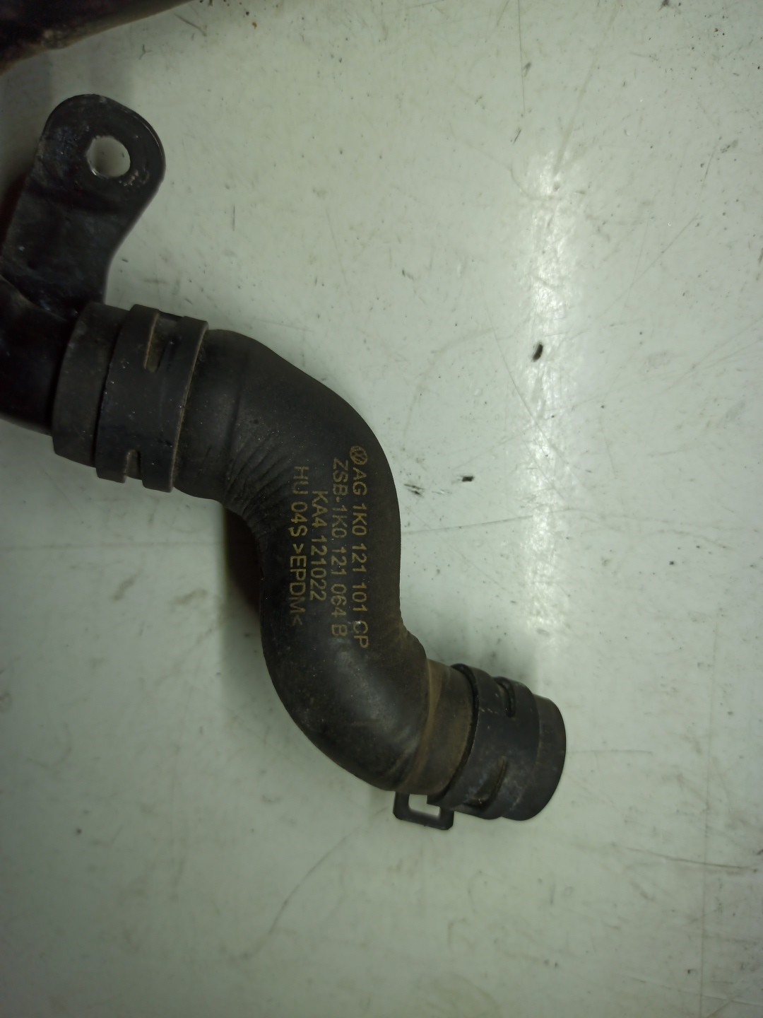 Tubo de Água AUDI A3 Sportback (8PA) | 04 - 15 Imagem-1