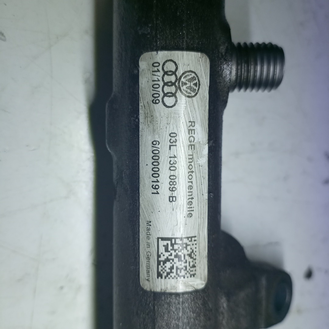 Regua de injeção AUDI A3 Sportback (8PA) | 04 - 15