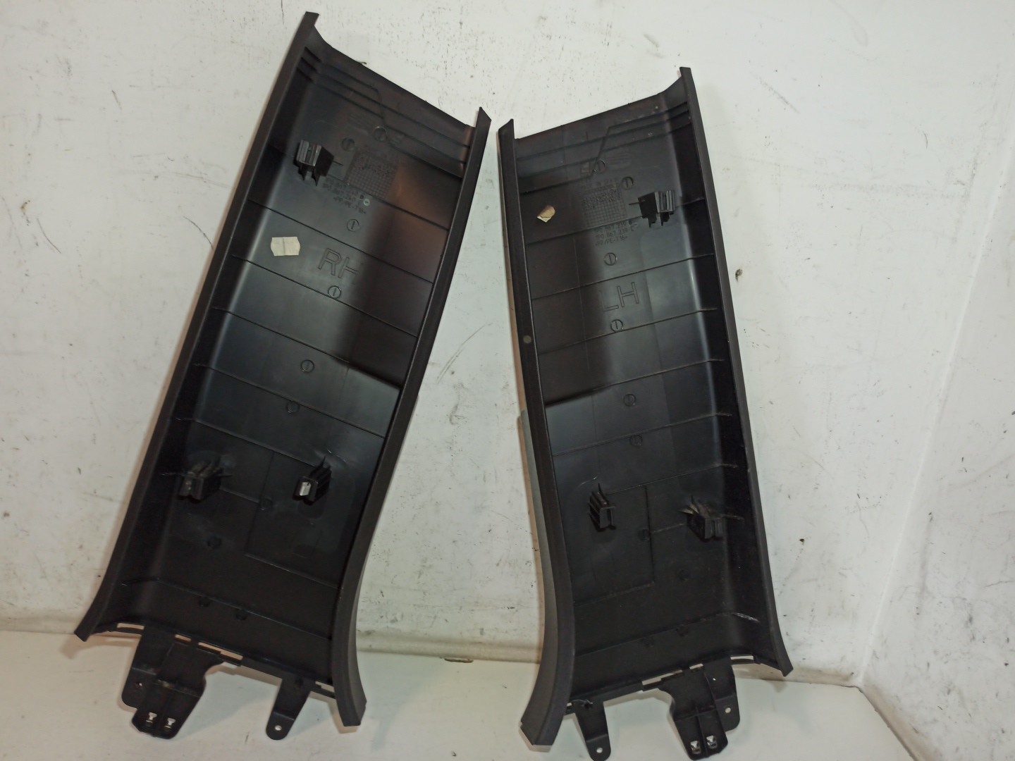Moldura de pilar B SEAT LEON (1P1) | 05 - 13