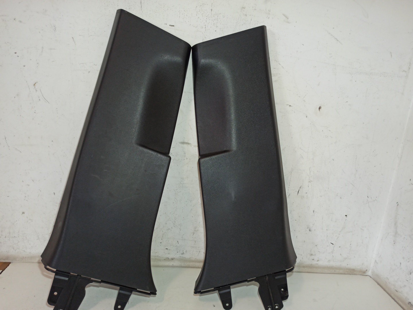 Moldura de pilar B SEAT LEON (1P1) | 05 - 13 Imagem-4