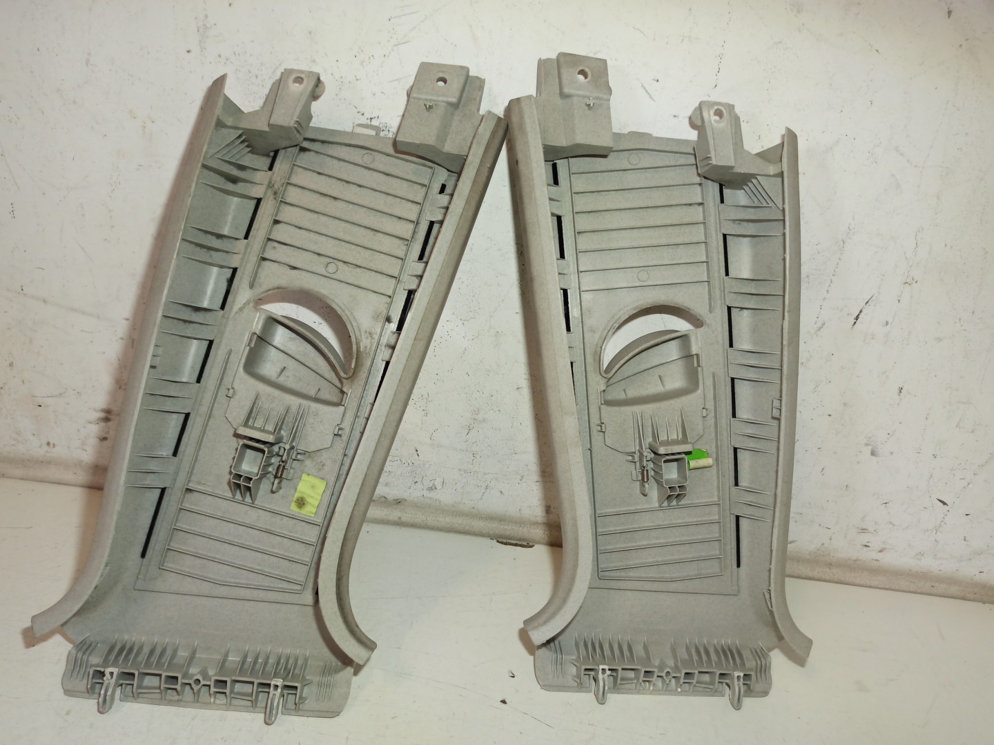 Moldura de pilar B SEAT LEON (1P1) | 05 - 13